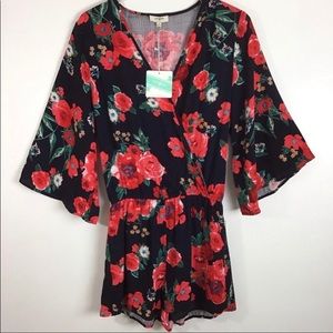 Umgee Navy Floral Romper Size Small